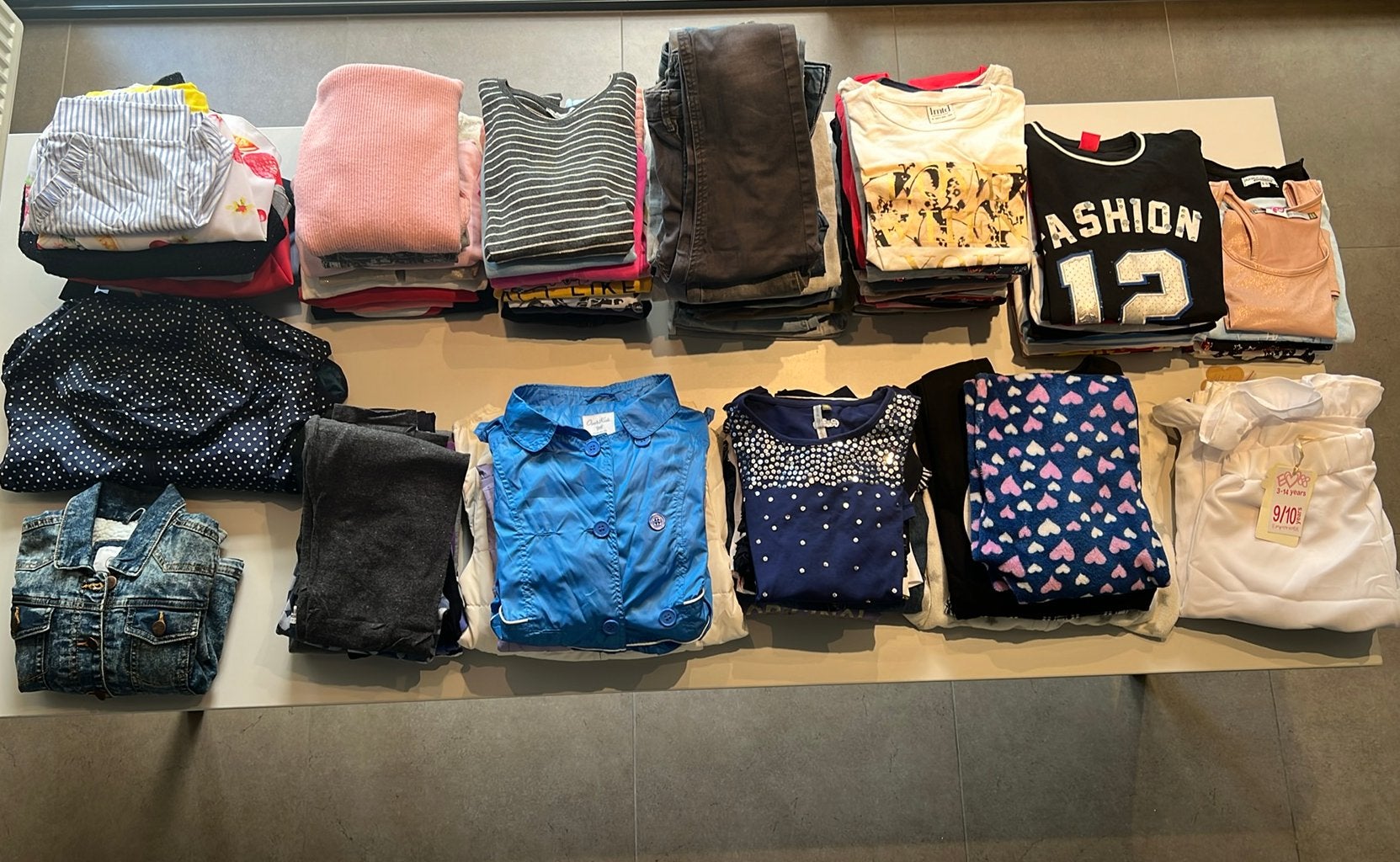 Lot/colis Vêtements pour filles en très bon état-taille 140, Enlèvement, Comme neuf