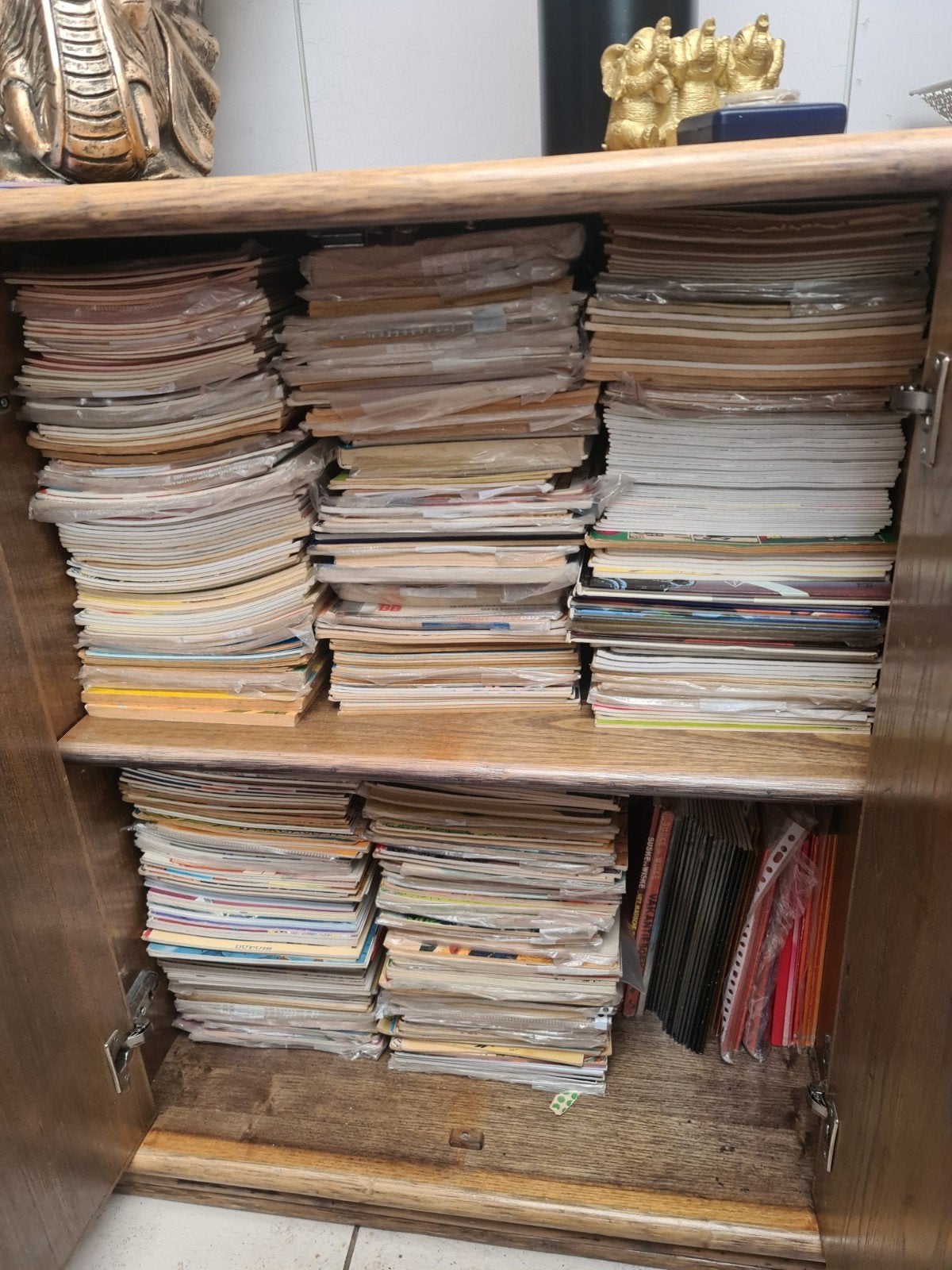 600 strips, Ophalen