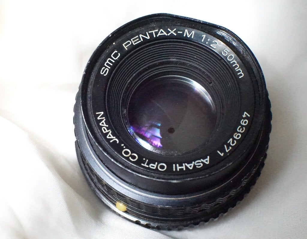 smc Pentax-M 50 mm f/2 pour tous  reflex  Pentax K, TV, Hi-fi & Vidéo, Appareils photo analogiques, Enlèvement ou Envoi, Pentax