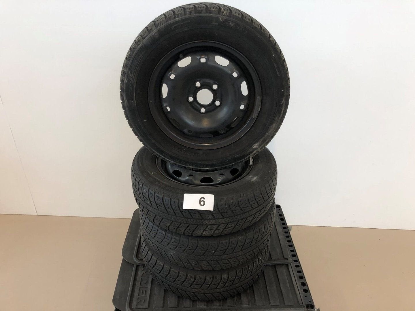 Winterbanden set stalen velgen met banden 175/70 R14, Auto-onderdelen, Banden en Velgen, Ophalen, 14 inch, -, 175 mm