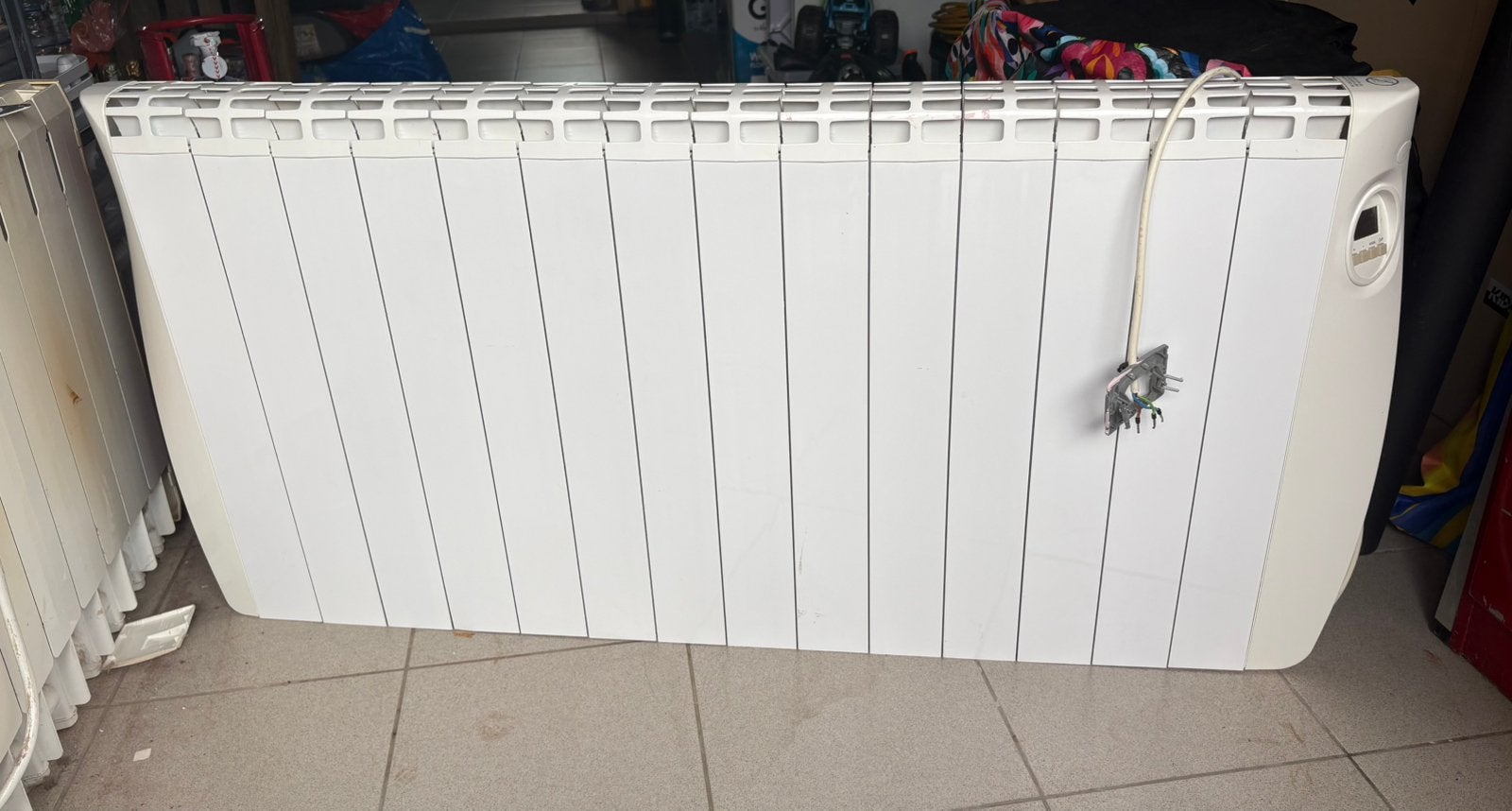 Programmeerbare elektrische radiator + muurbeugel, Ophalen, Gebruikt, Radiator