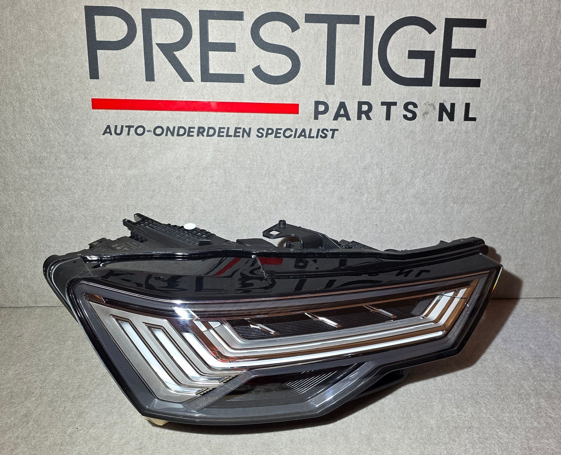 Koplamp Audi A6 C8 4K FULL LED Matrix Rechts 4K0941036, Gebruikt, -, Ophalen of Verzenden, -