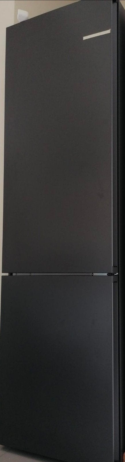 Bosch Koelkast met diepvries, Neuf, Classe énergétique A ou plus économe, Avec compartiment congélateur, 160 cm ou plus