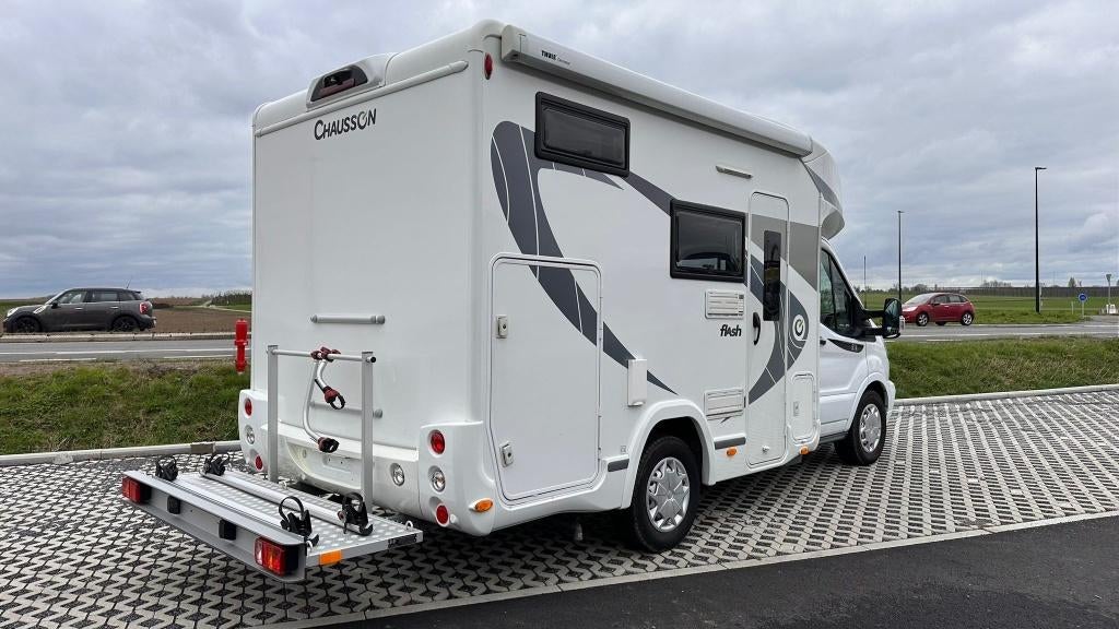 Flash 514 pantoffel, Standaard zit, Ford, Half-integraal, Cassettetoilet