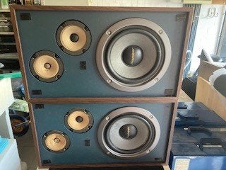 système de musique, Enlèvement, Utilisé