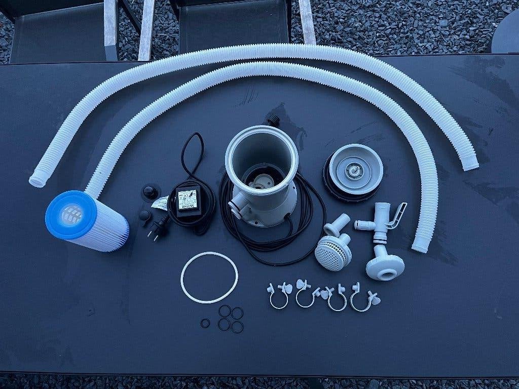 Pompe de filtration piscine Intex Krystal Clear, Tuin en Terras, Ophalen, Zo goed als nieuw, Zwembadpomp