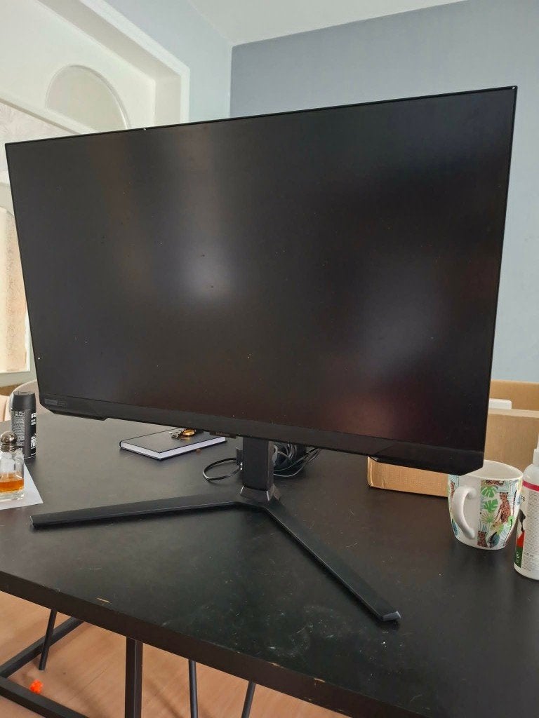 Samsung Odyssey G7 32 pouces 4K, Gaming, Haut-parleurs intégrés, IPS, Moins de 1 ms
