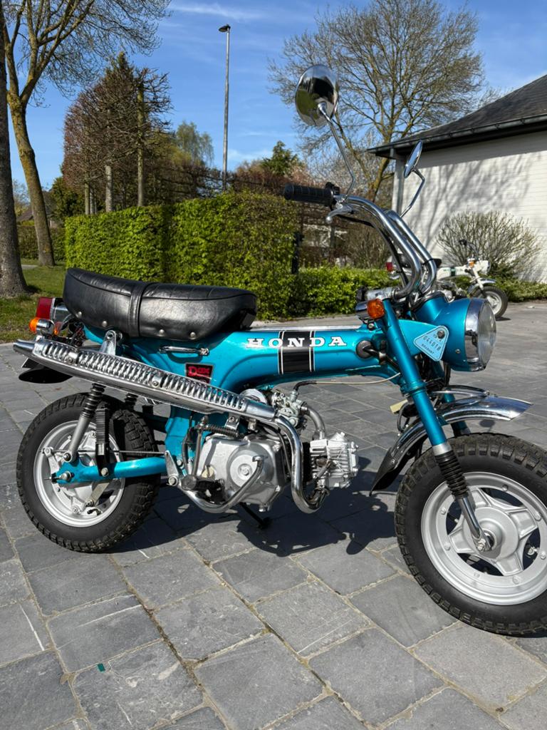 Honda Dax collectie, Fietsen en Brommers, Brommers | Honda, Ophalen, Zo goed als nieuw