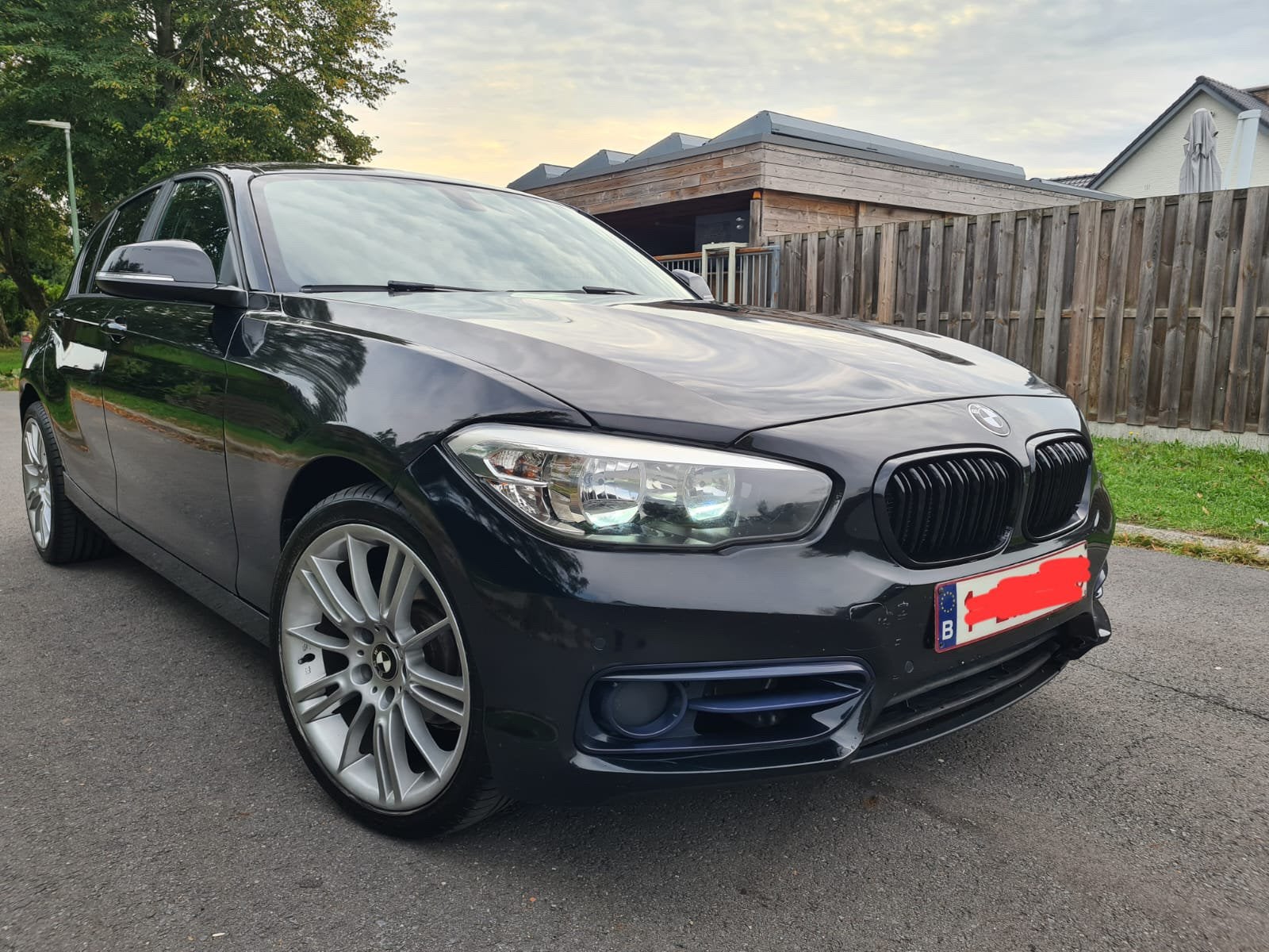 Bmw 116i benzine turbo facelift Mlook euro6, Achat, Euro 6, Noir, 5 portes