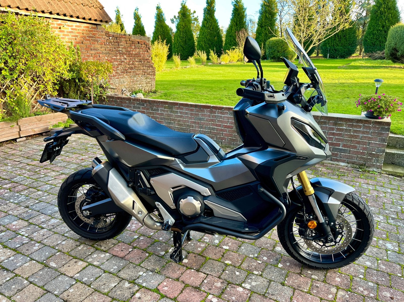 Honda X-ADV 750  2023  échange possible Trail, Motos, Permis Moto A, Occasion, Poignées chauffantes, 2 cylindres