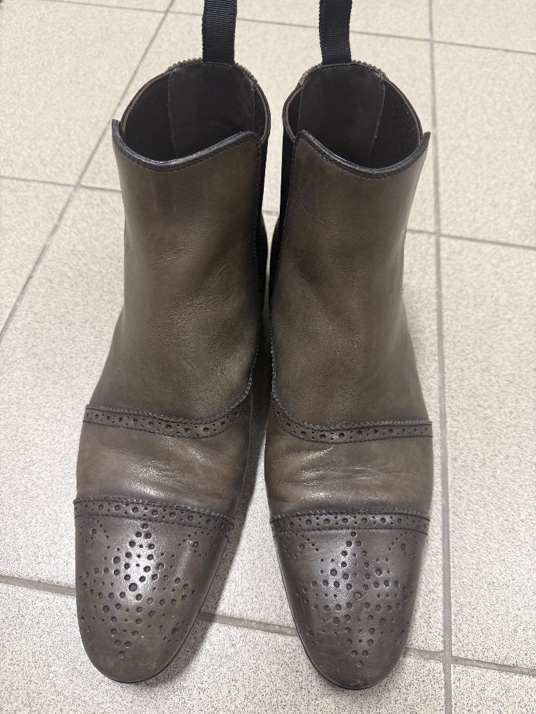 Prachtige enkellaarzen grijs leder origineel maat 42, Kleding | Heren, Overige kleuren, Boots, Ophalen of Verzenden, Zo goed als nieuw