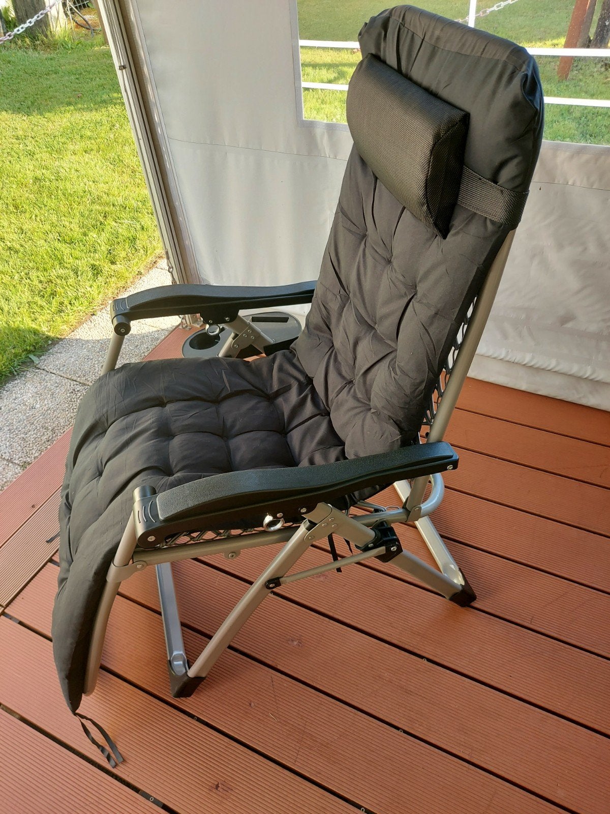 chaise de jardin couchée ou assise neuve dans une boîte avec, Jardin & Terrasse, Chaises de jardin, Enlèvement, Neuf, Rotin, Pliant