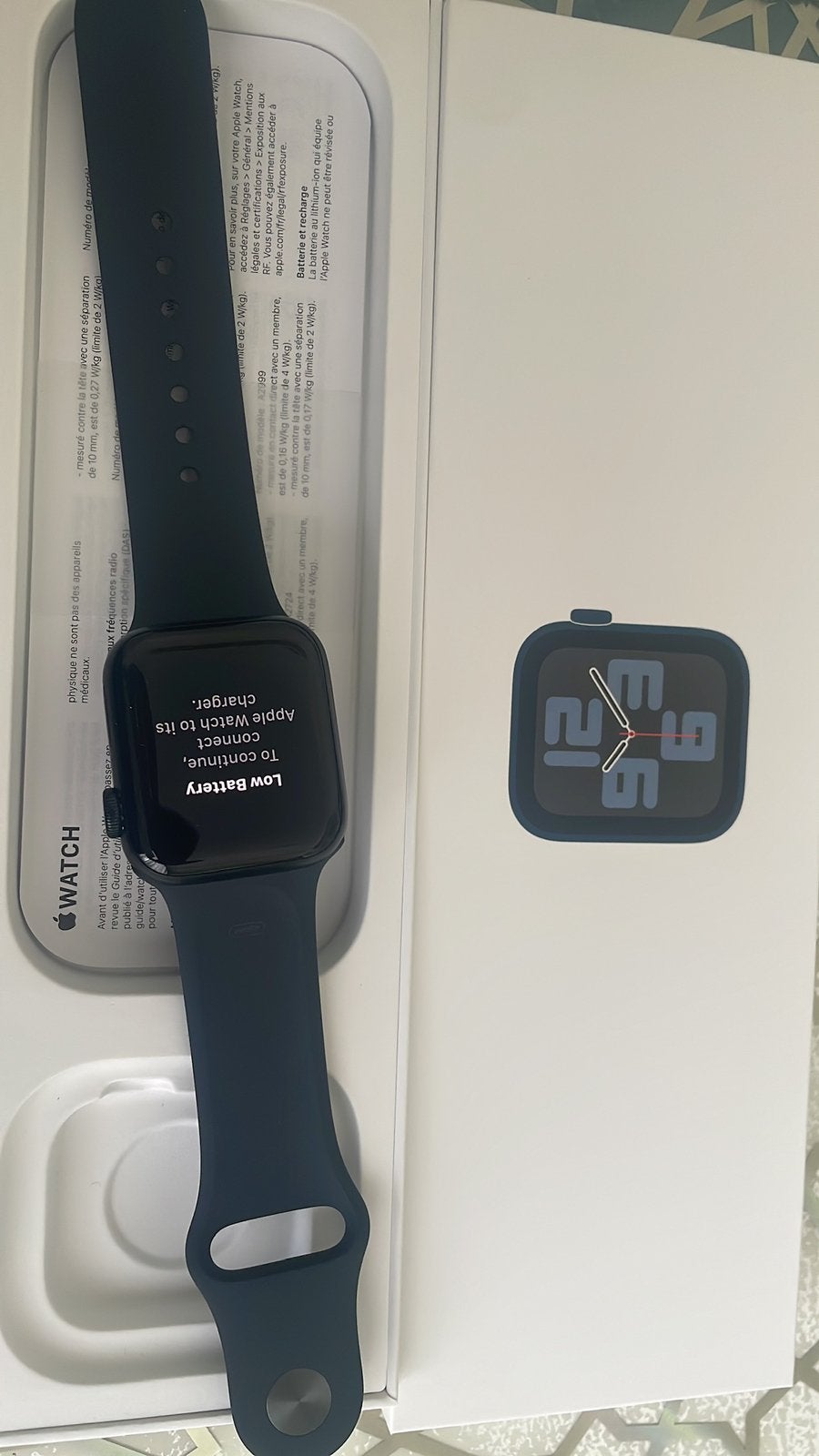 Apple watch se 2024, Étanche, Avancer d'un pas, IOS, Comme neuf