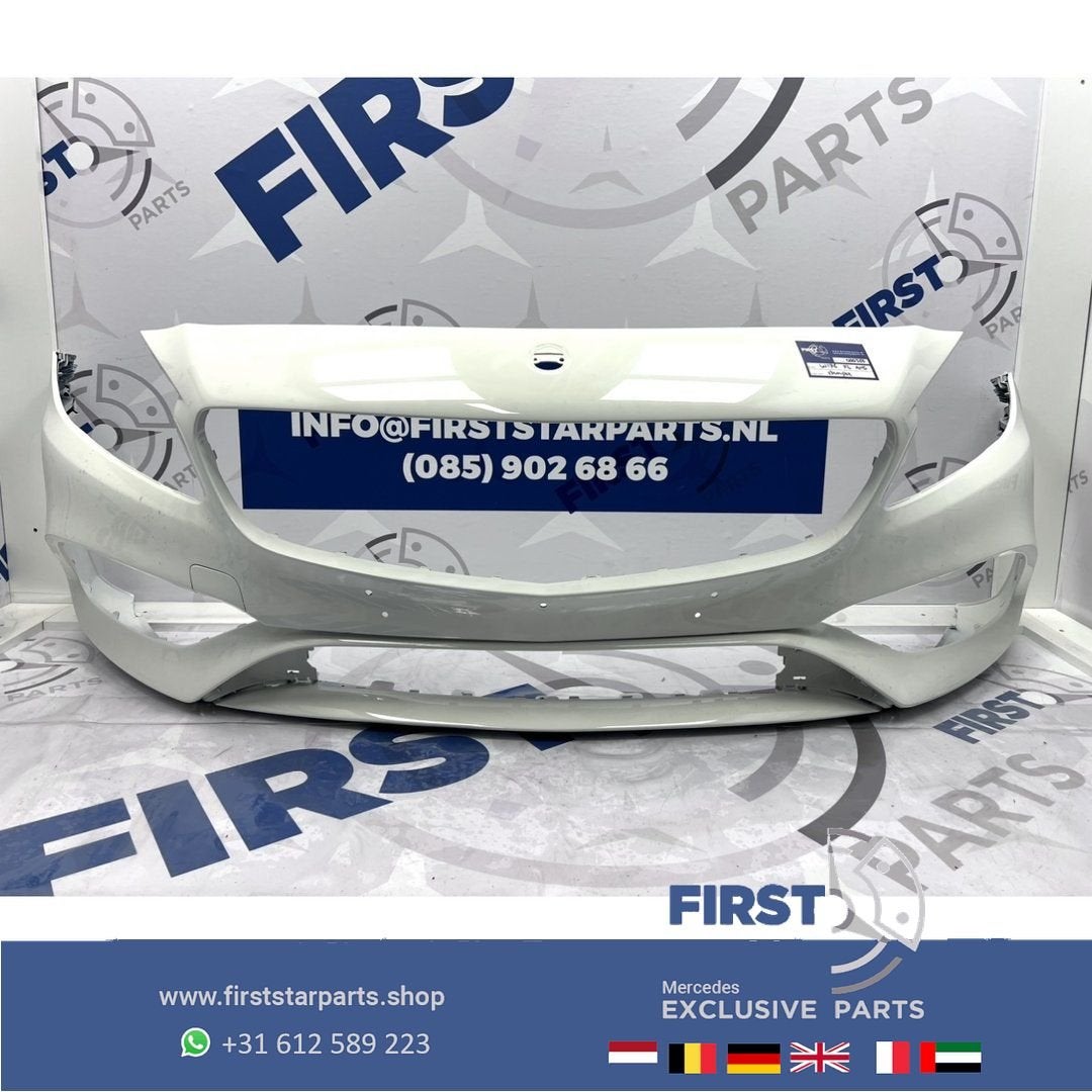 W176 FACELIFT A45 AMG BUMPER WIT ZWART GRIJS 2013-2018 VOORB, Utilisé, -, Avant, -