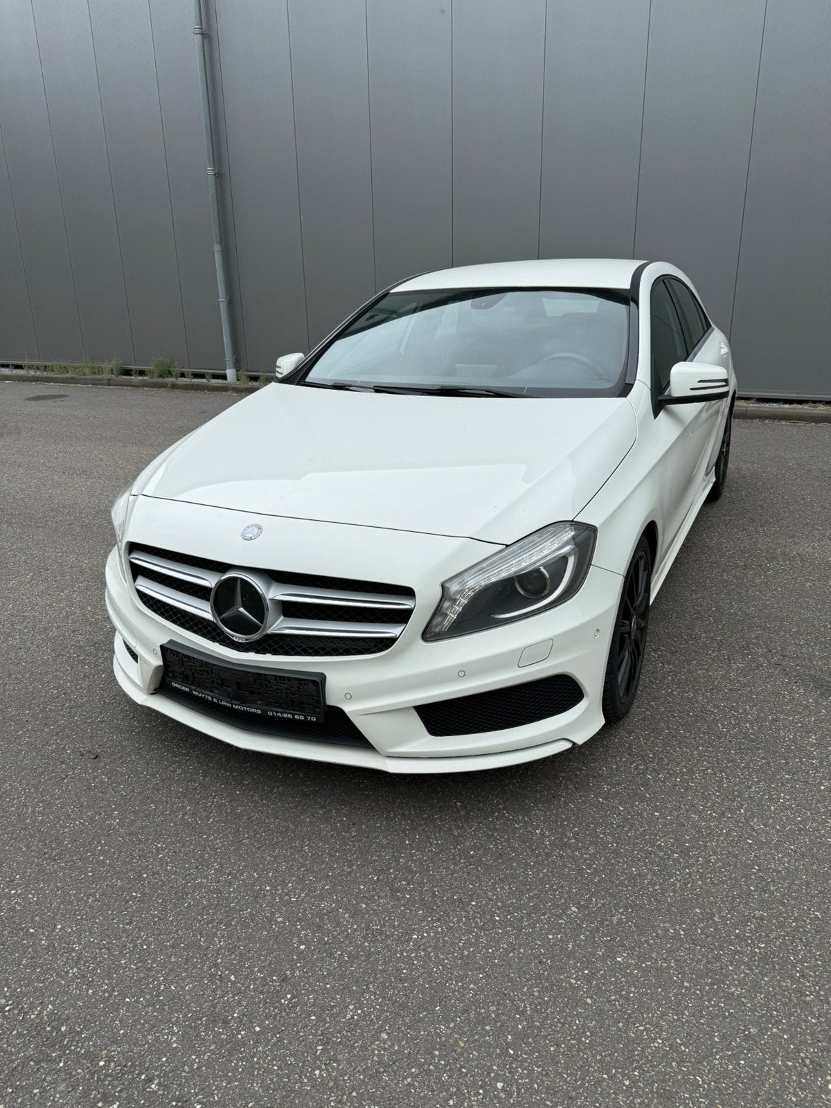 Mercedes benz a klasse 180 cdi amg navi, Auto's, Euro 5, Zwart, 4 cilinders, Wit
