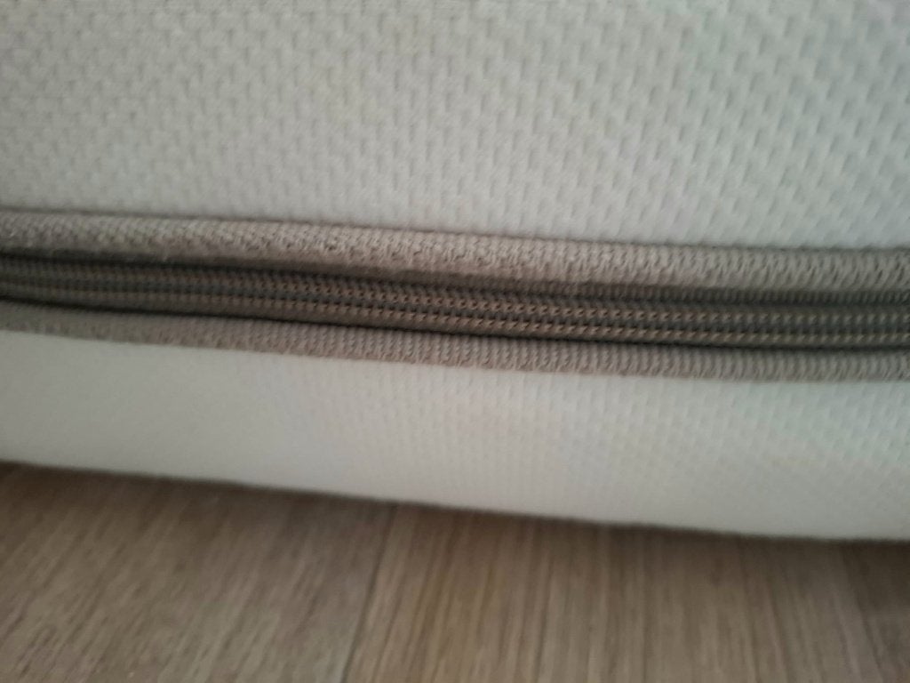 Matelas MALVIK IKEA + Sommiers (140x200), Enlèvement, 200 cm, 140 cm, Matelas