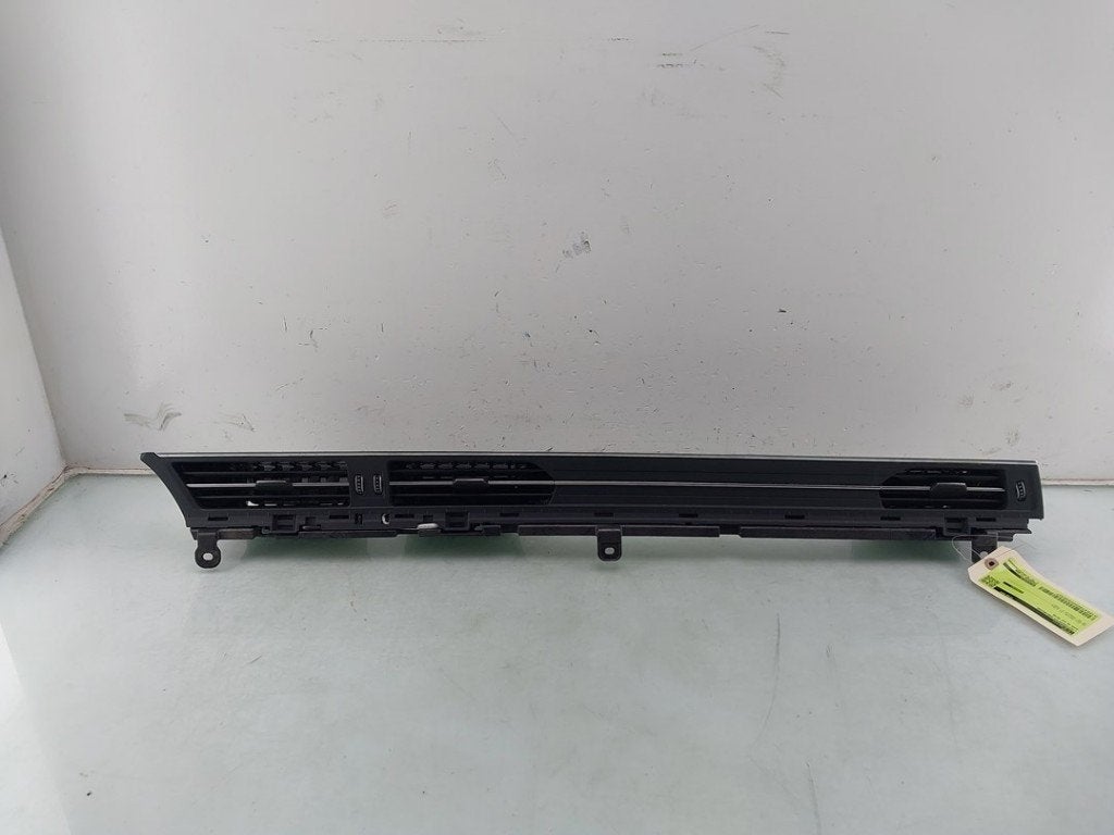 DASHBOARD LUCHTROOSTER Audi A6 Avant (C8) (01-2018/-), Dhr. J. Ham, Gebruikt, Administratie@autoham.nl, Audi