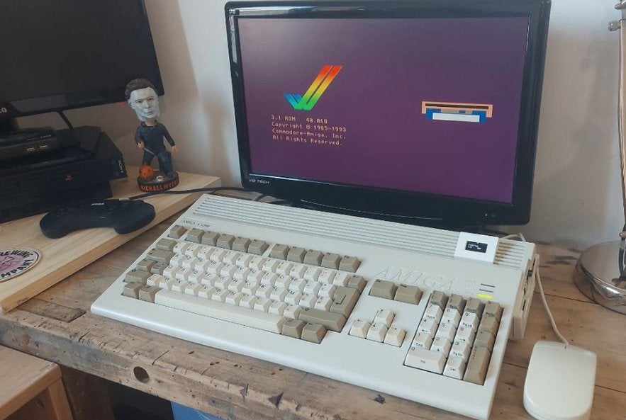 Commodore Amiga 1200 vitage pc rare set, Computers en Software, Vintage Computers, Ophalen of Verzenden