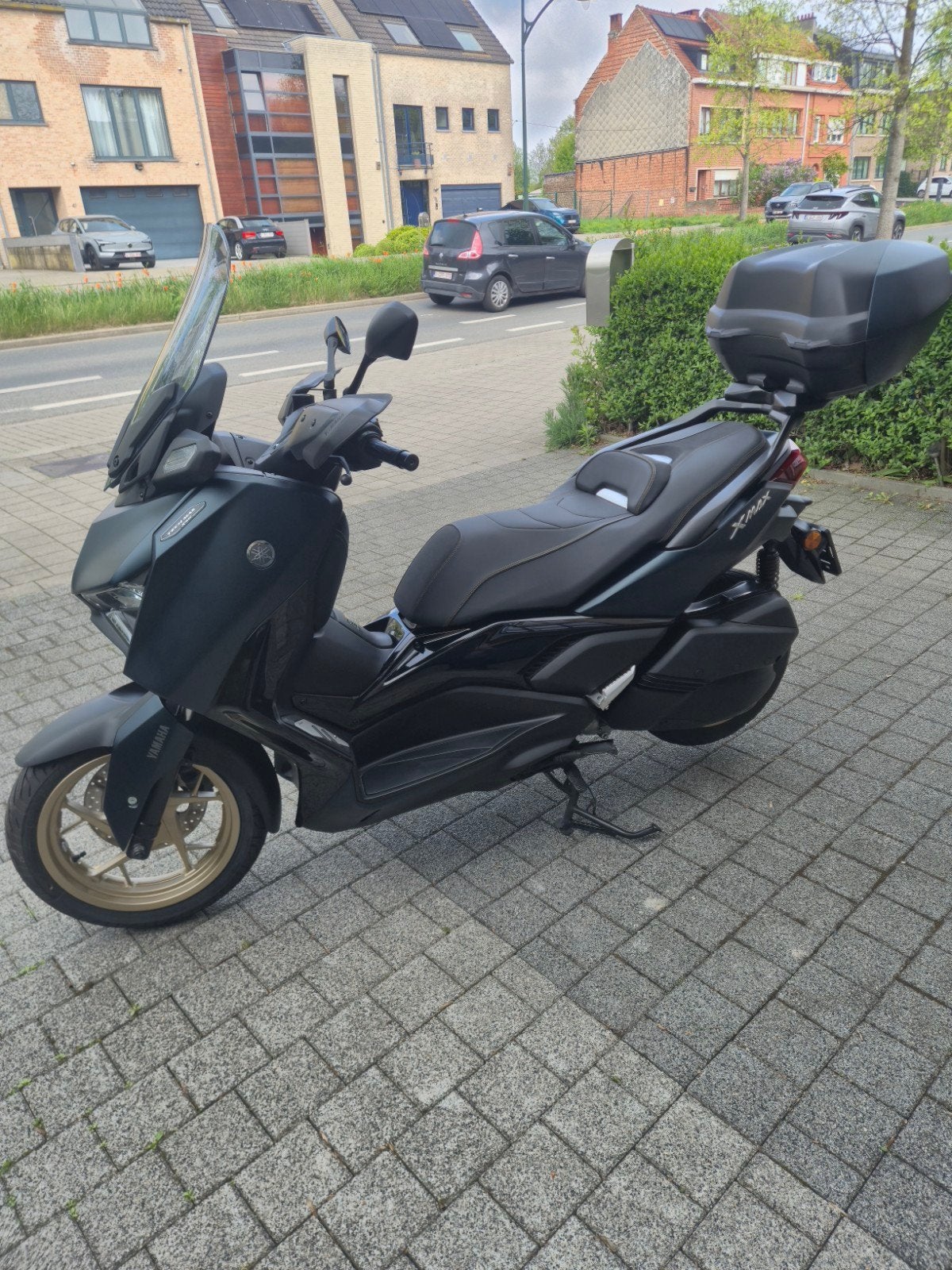 YAMAHA XMAX  TECH MAX 300  2024, Motos, Motos | Yamaha, Neuf