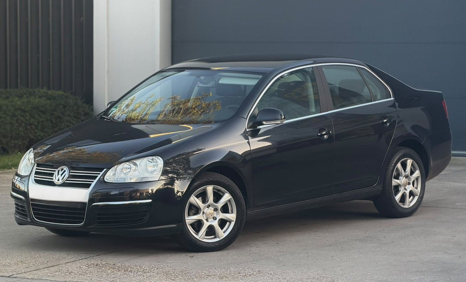 Volkswagen Jetta | 1.6i Benzine | Automaat, Auto's, Dealer onderhouden, Particulier, Jetta, Automaat