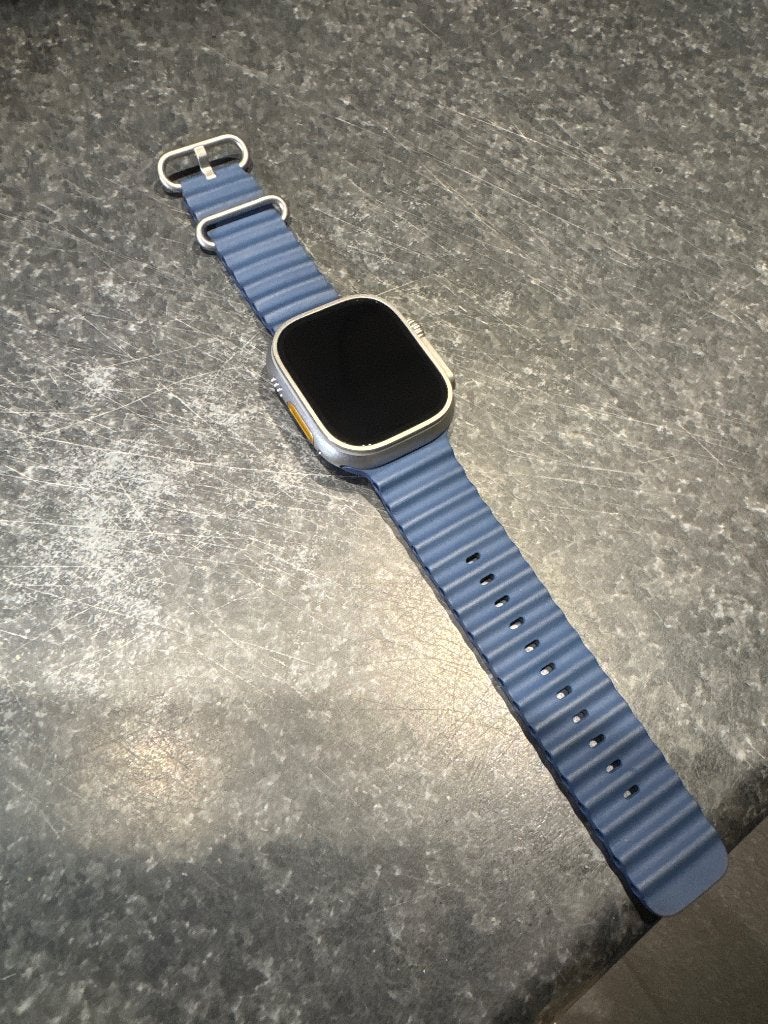 Iwatch ultra 2, Bijoux, Sacs & Beauté, Montres connectées, Étanche, Apple Watch, IOS, Comme neuf