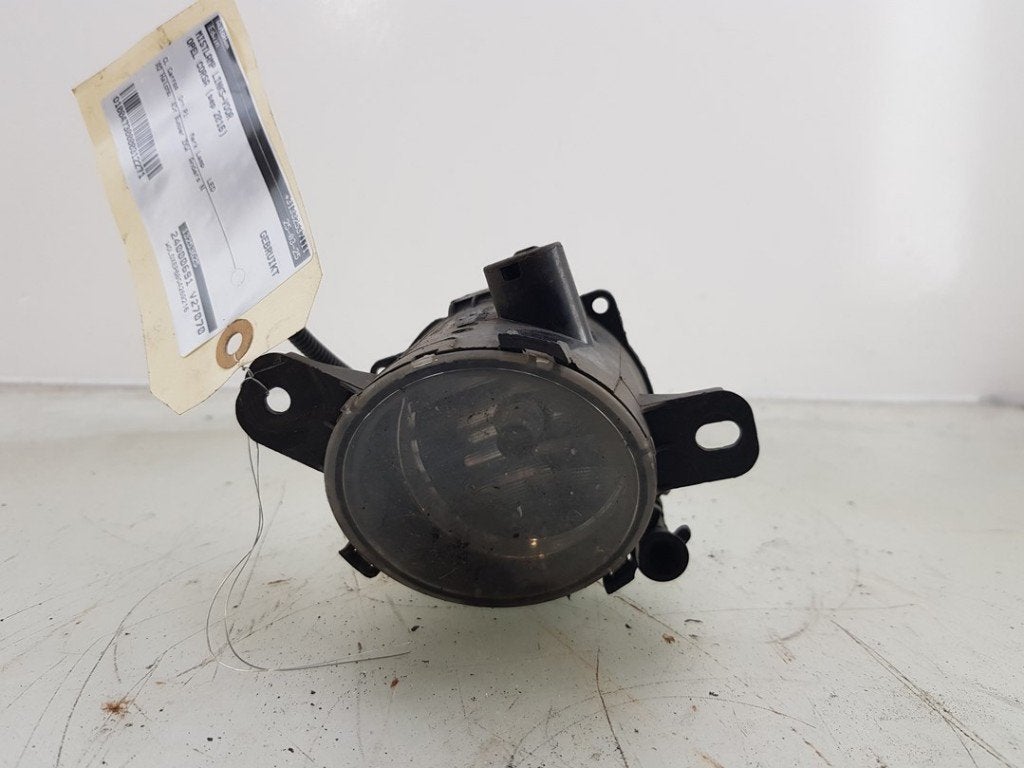 ANTI BROUILLARD AVANT GAUCHE Opel Corsa E (|13253625|), Opel, Opel Automobile GmbH, Utilisé, Kontakt-opel@opel.com