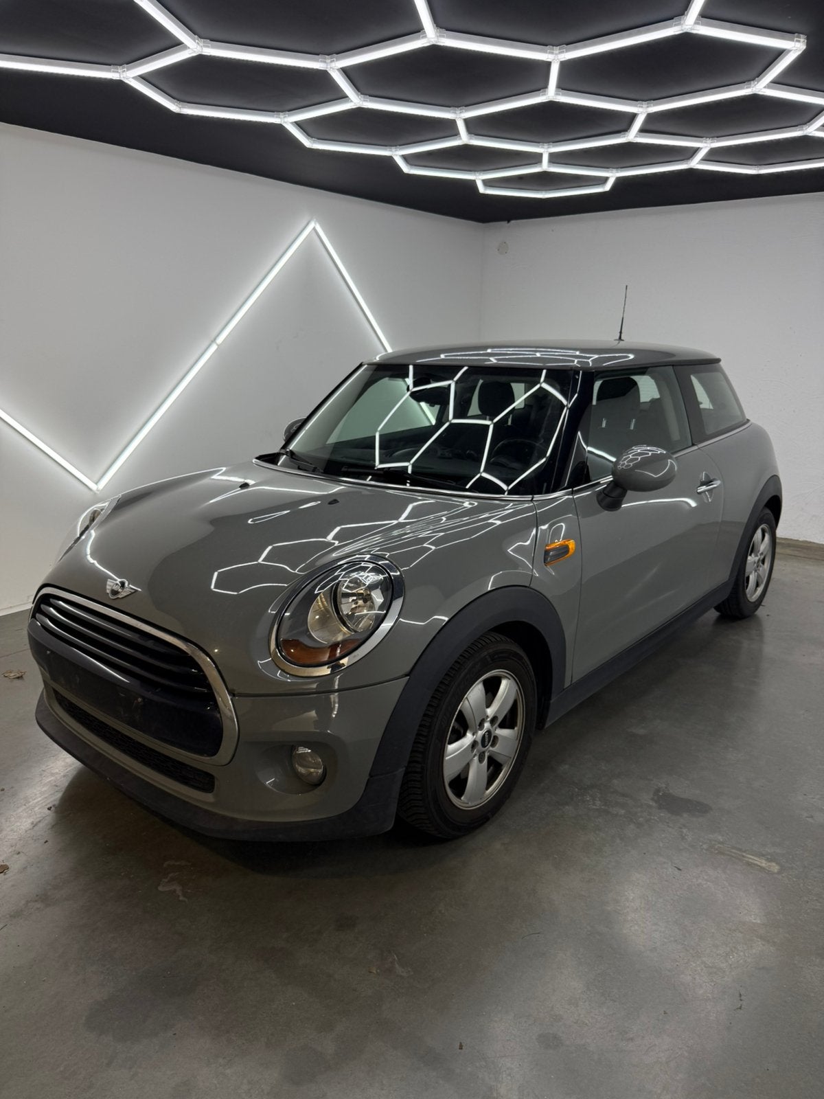 Mini Cooper| 2016| SLECHTS 54.936KM| 1 JAAR GARANTIE, Auto's, Mini, Bedrijf, Cooper, Airbags, Airconditioning, Boordcomputer, Centrale vergrendeling