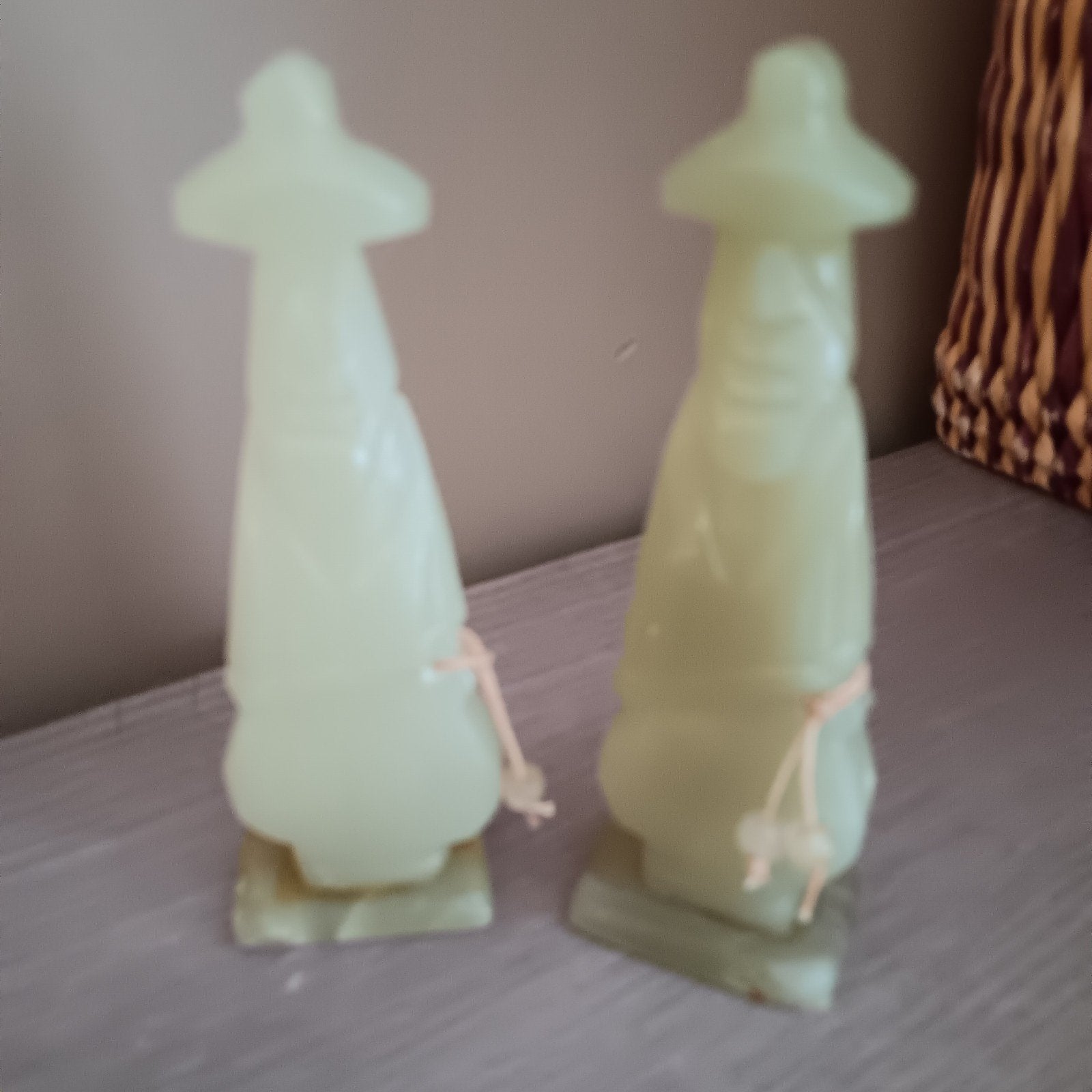 2 onyx beeldjes, Ophalen