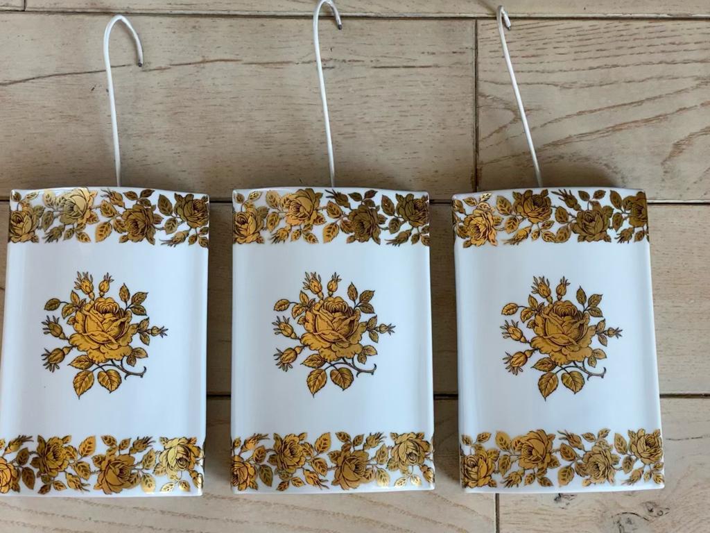 3 HUMIDIFICATEURS DE RADIATEUR VINTAGE EN PORCELAINE, Enlèvement ou Envoi