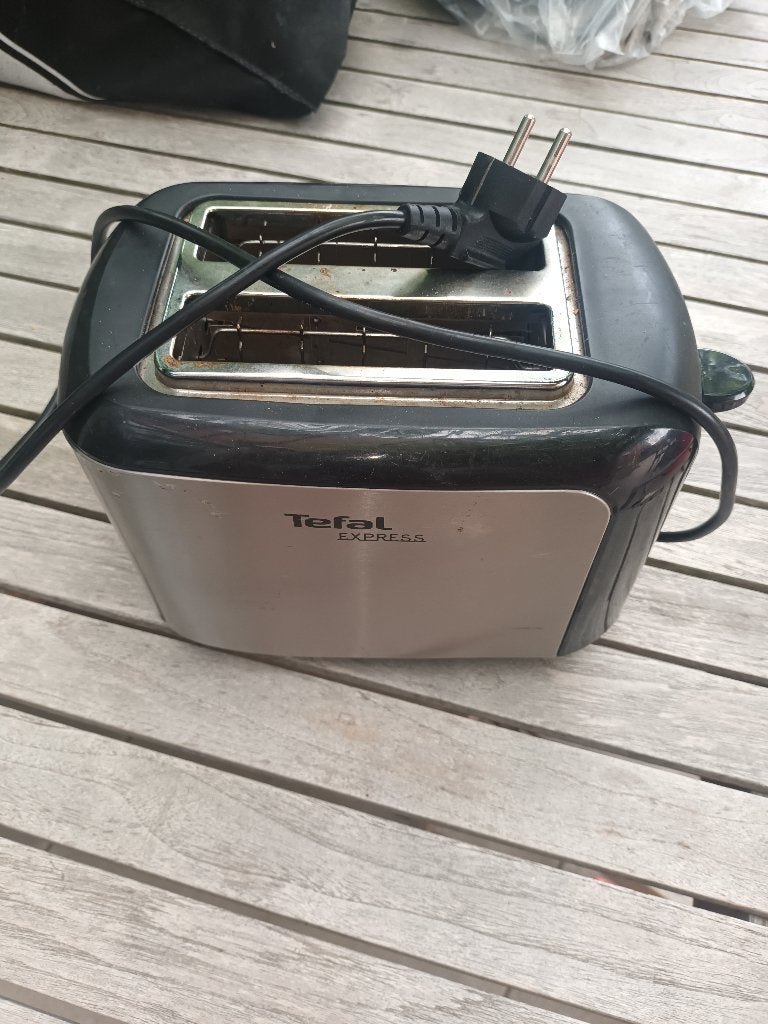 Grille-pain, Enlèvement, Utilisé
