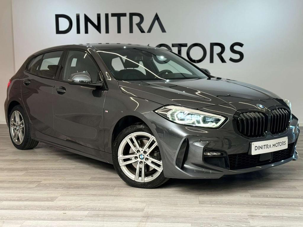 BMW 118 M Sport - Carplay/Navi/Cruise/Digital cockpit/Zetelv, Automaat, 1 Reeks, Gebruikt, Lichtsensor