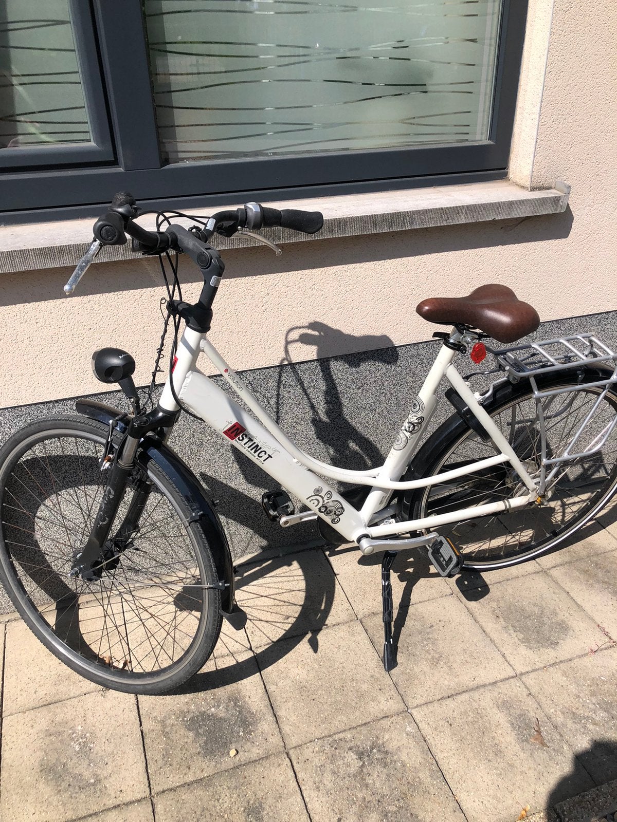 Damesfietsen, Enlèvement, Comme neuf