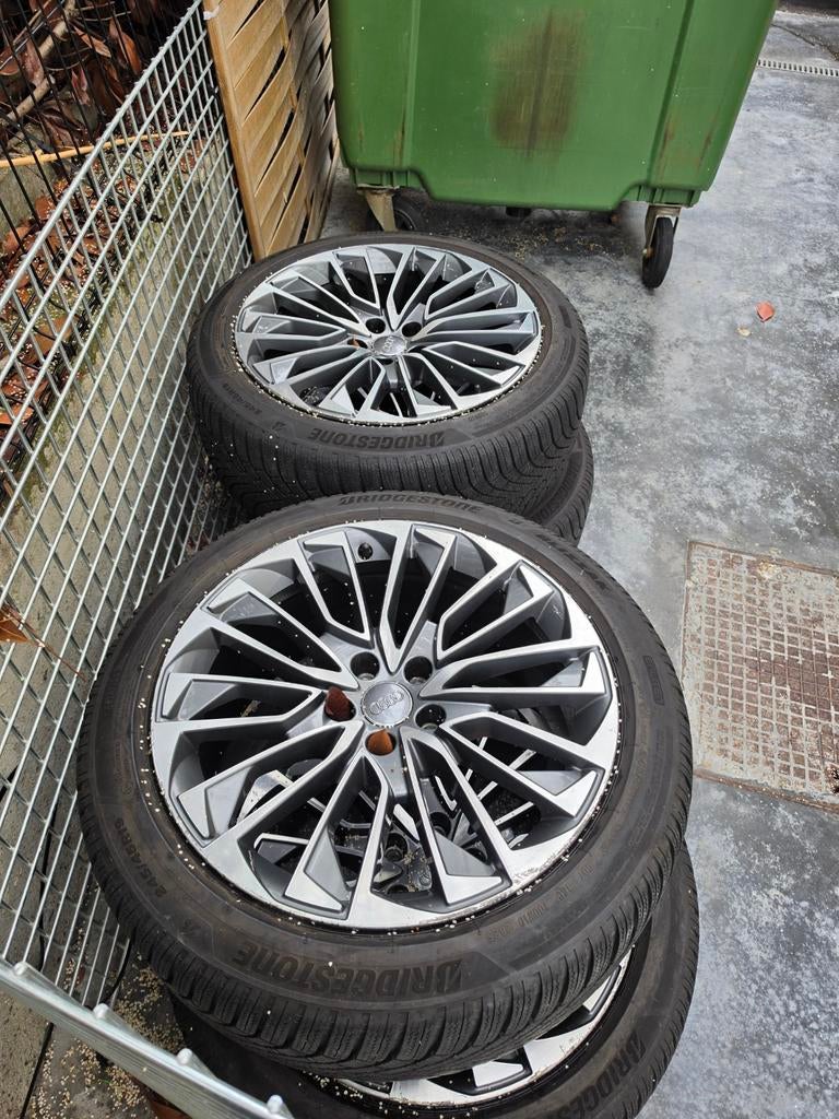 Jantes audi originale 19 pouces avec pneus brigtone, Autos : Pièces & Accessoires, Pneus & Jantes, Enlèvement, 19 pouces, Pneu(s)