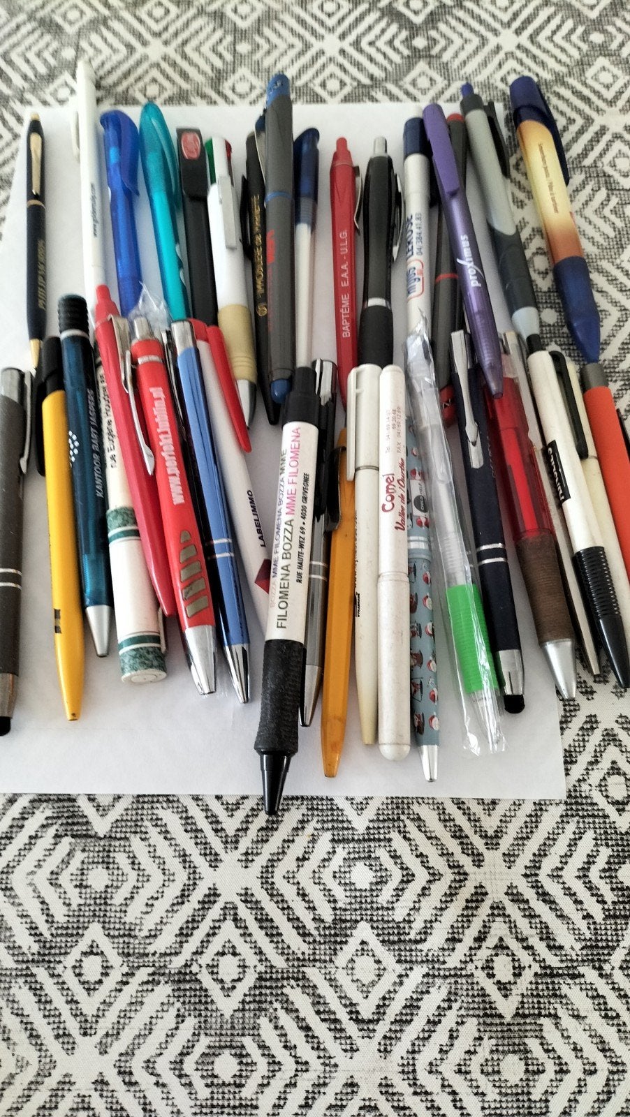 stylos bille, Enlèvement