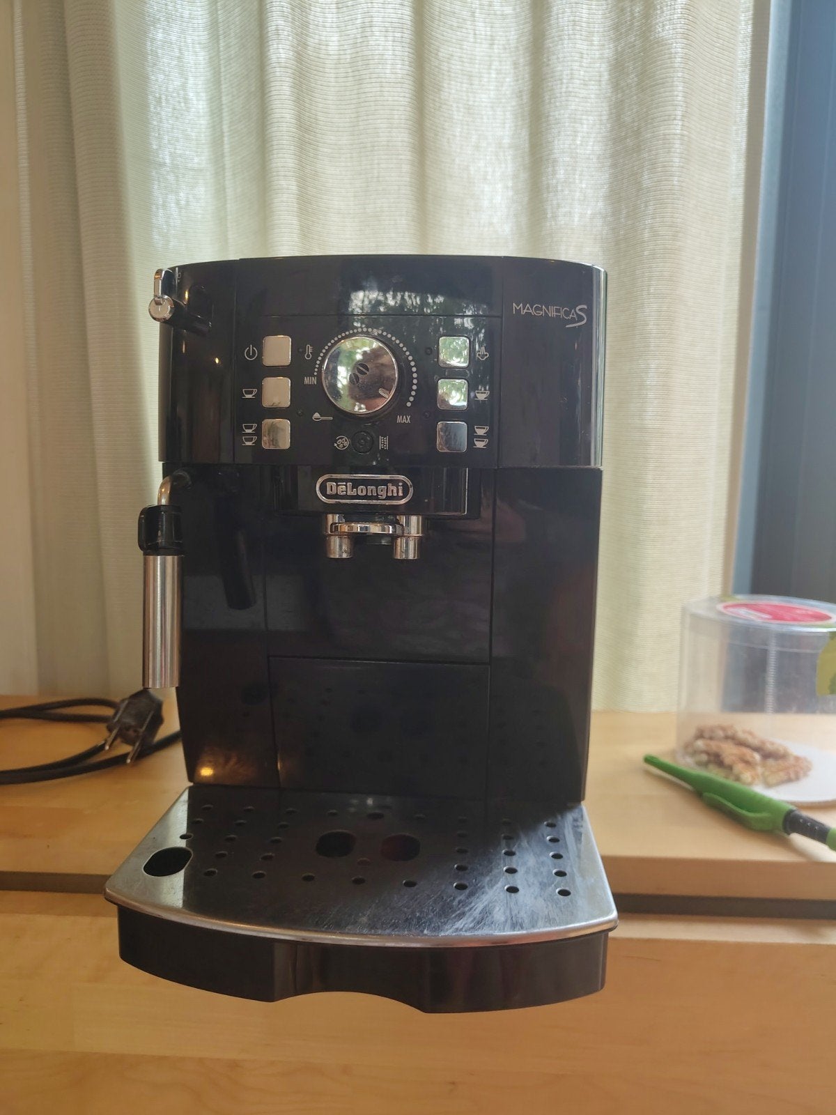 Koffiezet Delonghi magnifica s, Elektronische apparatuur, Koffiezetapparaten, Ophalen, Gebruikt, Combi, Afneembaar waterreservoir