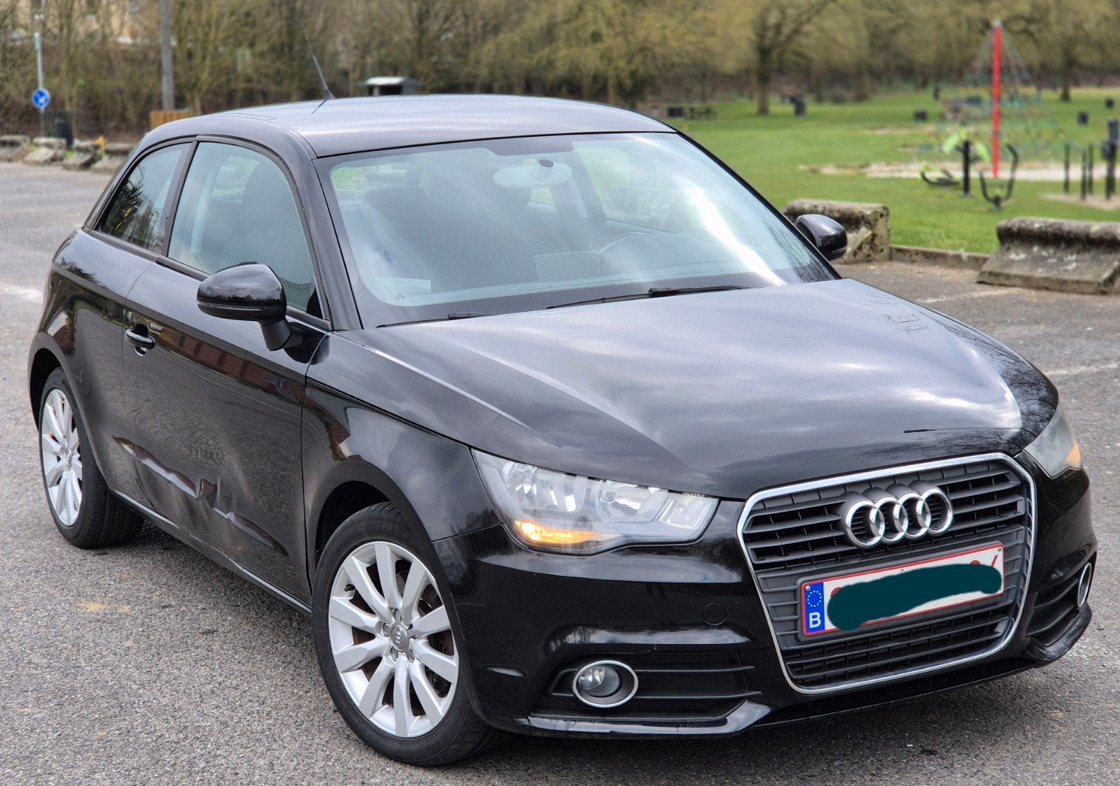 audi A1 16tdi 2010.130mkm 1prop gps clima ctok 5700€, Autos, Euro 5, A1, Boîte manuelle, Noir