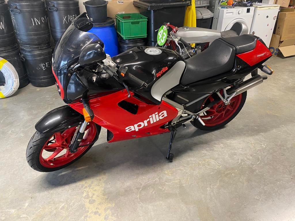 Aprilia af 1 1990 in goede staat, Motoren, Occasion, 11 kW of minder, Handgeschakeld, 1 cilinder