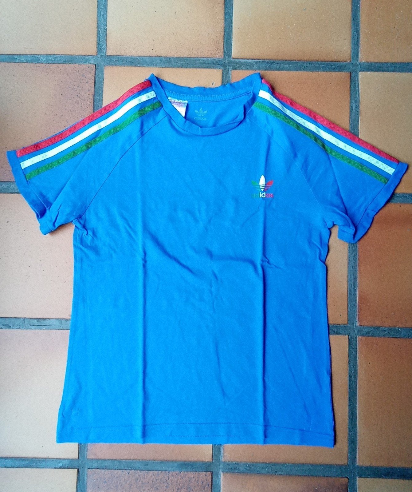 T-shirt Adidas M152, Kinderen en Baby's, Adidas, Ophalen of Verzenden, Zo goed als nieuw, Shirt of Longsleeve