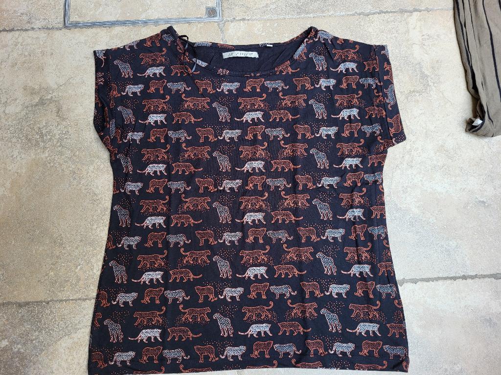 Nieuwe panter print bloes mt large (zie foto's), Kleding | Dames, Blouses en Tunieken, Maat 42/44 (L), Nieuw, Ophalen of Verzenden