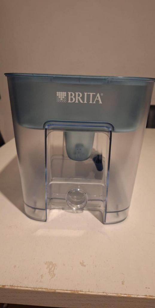 Brita waterfilter 8.2L, Ophalen