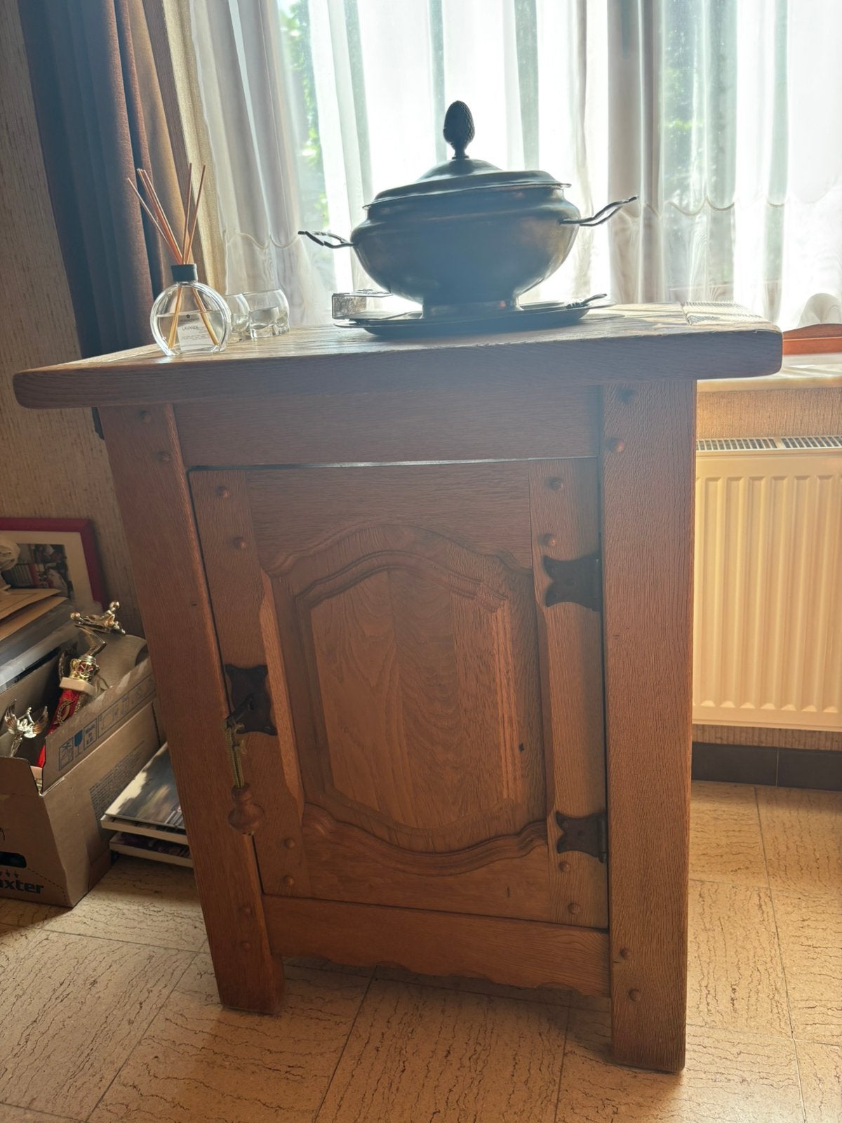 Meuble en chêne, Enlèvement
