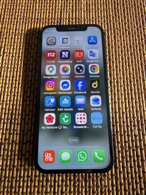 iPhone 12 qui fonctionne bien, Télécoms, Téléphonie mobile | Apple iPhone, Avec simlock (verrouillage SIM), Enlèvement, Utilisé