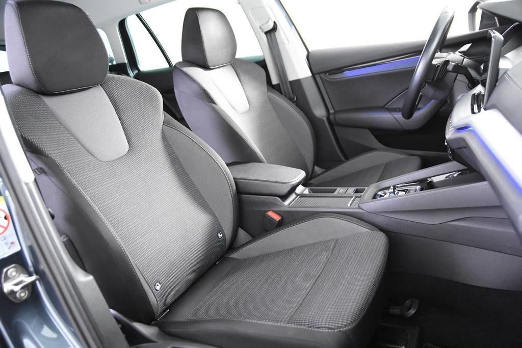 Skoda Octavia Combi Automaat *1ste Eigenaar*Navigatie*, 1442 kg, Stof, Lichtsensor, Bedrijf