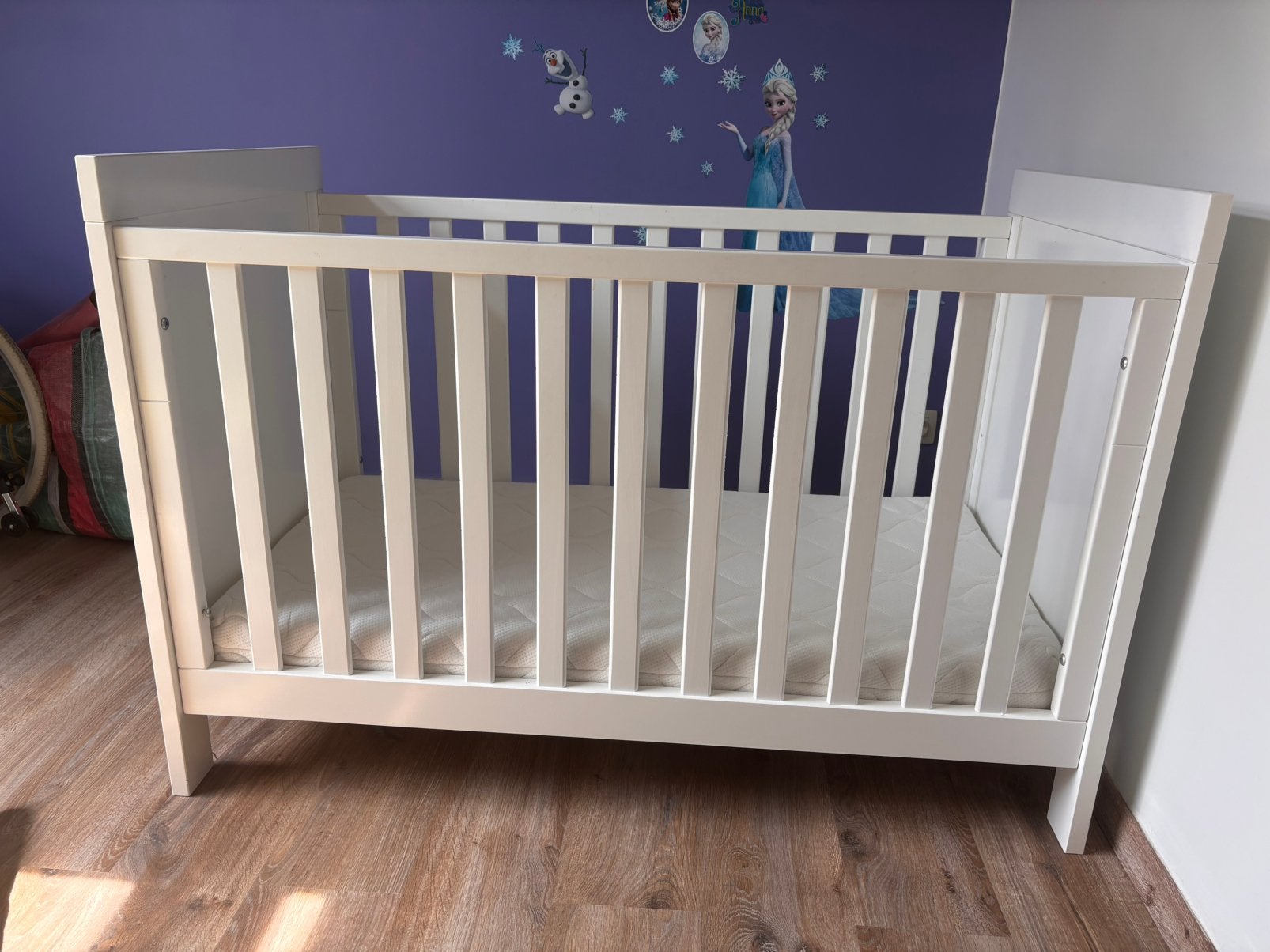 Babybedje Bopita met matras, Kinderen en Baby's, Kinderkamer | Complete kinderkamers, Ophalen, Zo goed als nieuw