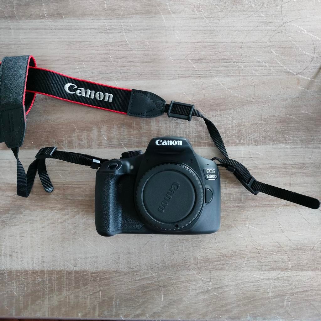 Canon Eos 1300D body, Audio, Tv en Foto, Ophalen, Canon
