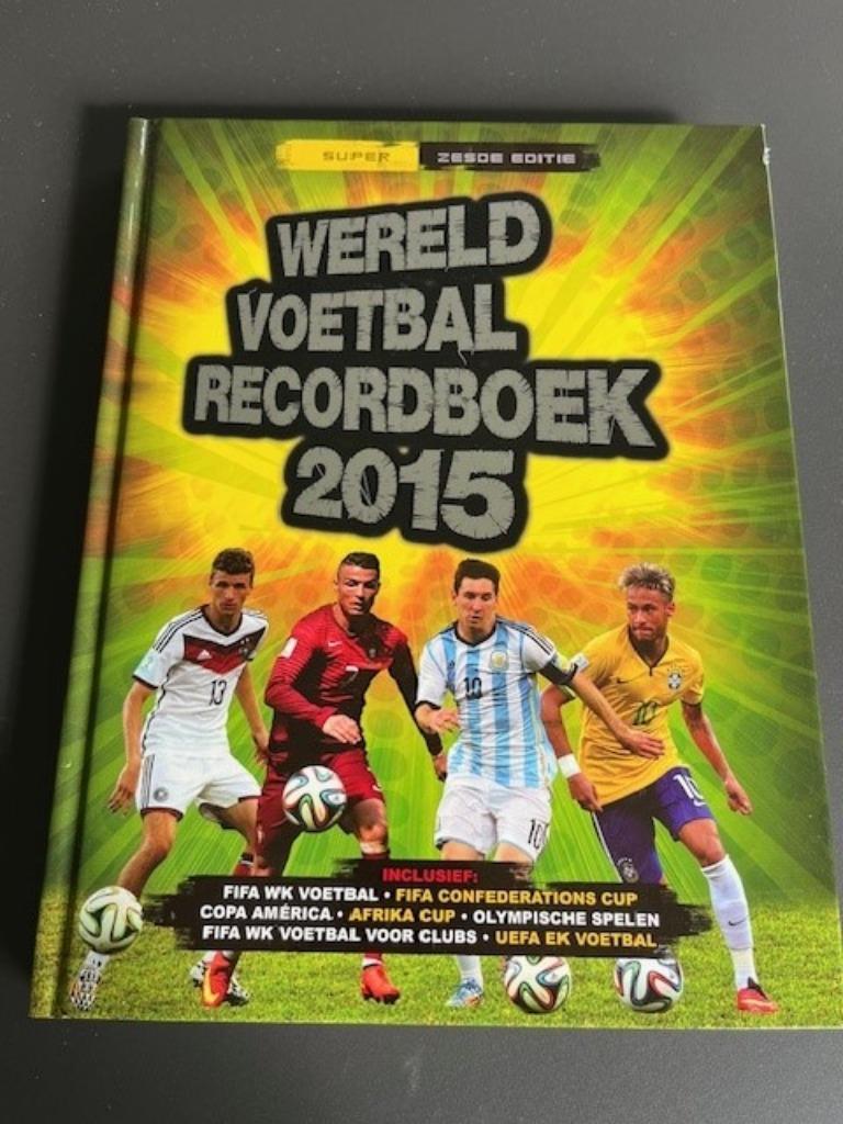 Wereld Voetbal Recordboek 2015, Boeken, Ophalen of Verzenden, Nieuw, Keir Radnedge, Balsport
