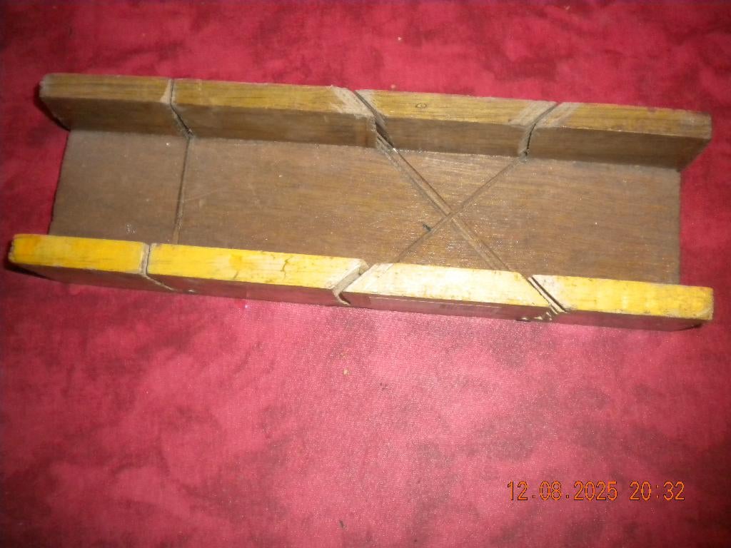 Hoeksnijder, Doe-het-zelf en Bouw, Ophalen, Lijsten