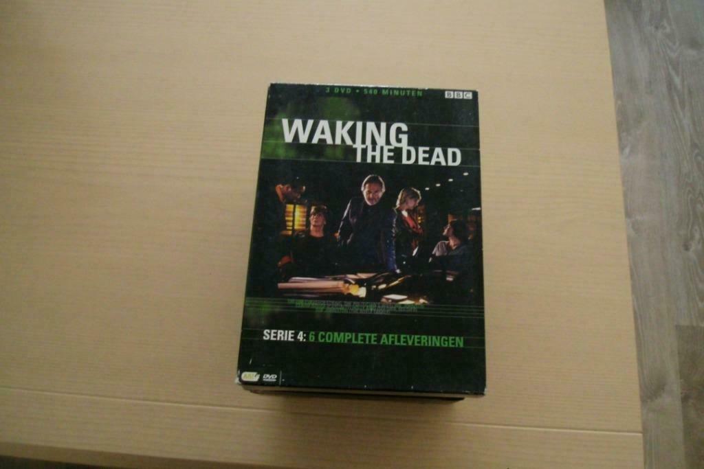 waking the dead 3 dvd's, Enlèvement ou Envoi, Coffret