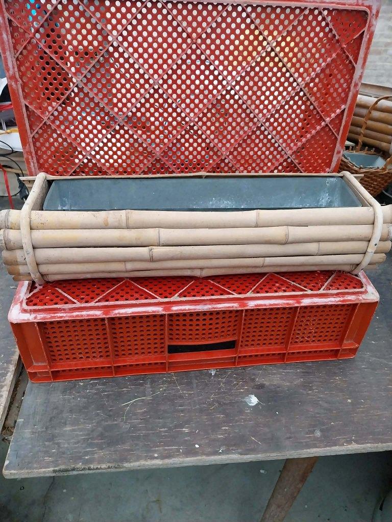 rotan plantenbak te koop, Ophalen, Gebruikt, Hout