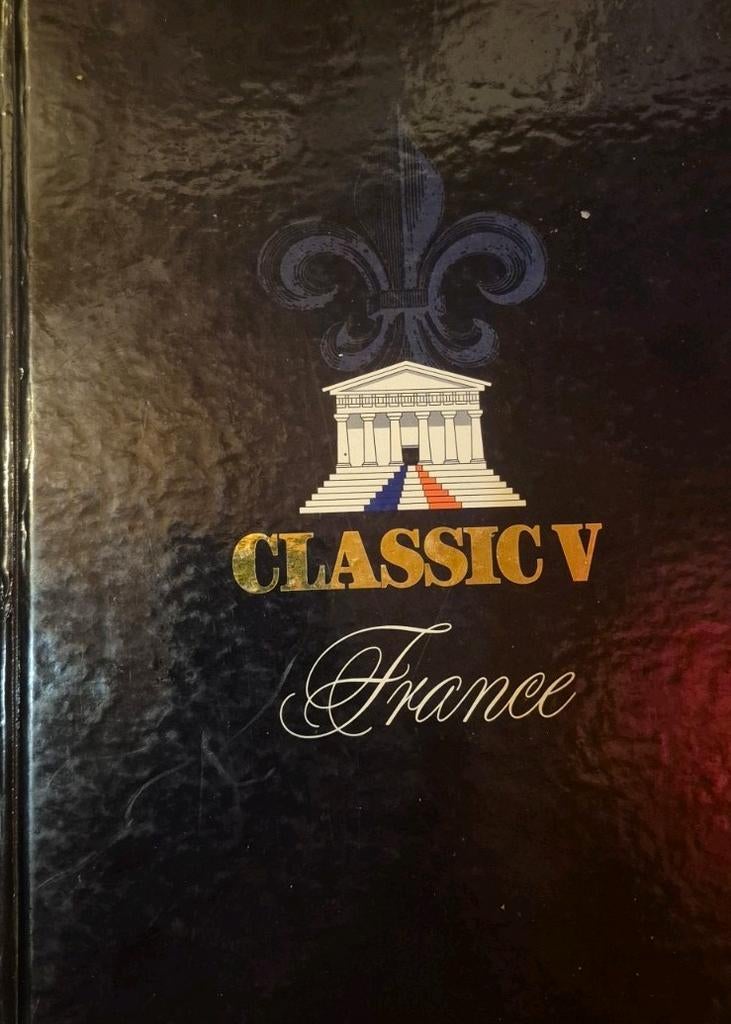 Classic V, 1995, couverture rigide, 416 pages, comme neuf, Antiquités & Art, Enlèvement ou Envoi
